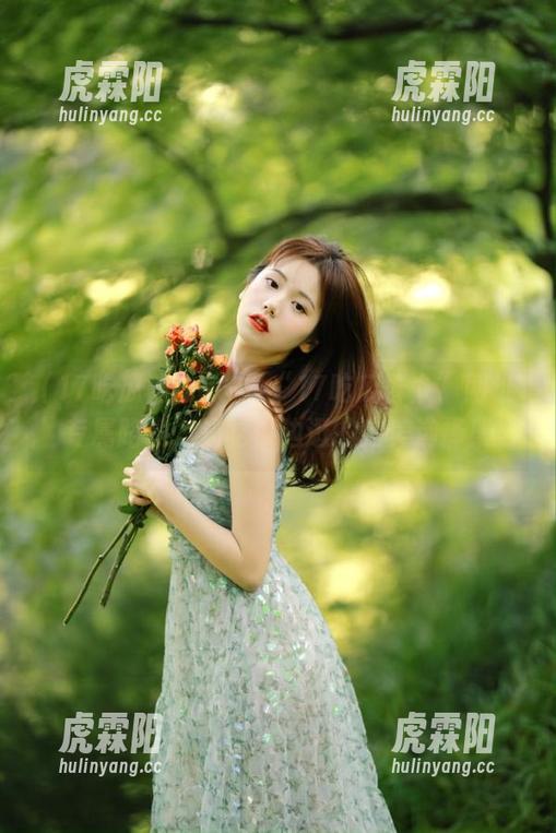 一条“17吃瓜群众”网址专属路线，边吃瓜边逛的完美选择！