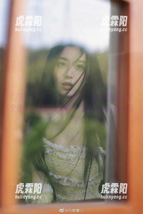 355fun发布“酒瓶里的外星文明”，我真是无奈，但是又想再看一遍。