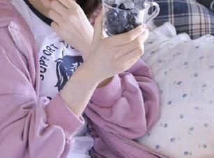 为啥在“51朝阳群众官网”总能刷到这么劲爆的瓜？