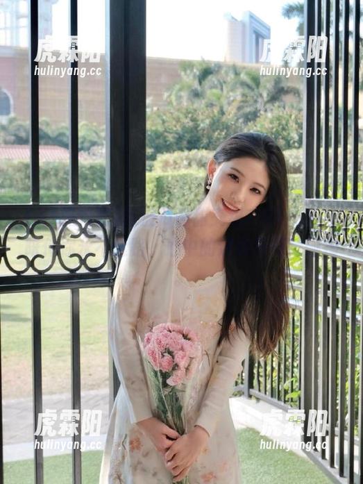 这波瓜酸甜交织，51黑料社陪伴你永不迷路，心中的迟疑与期待碰撞。