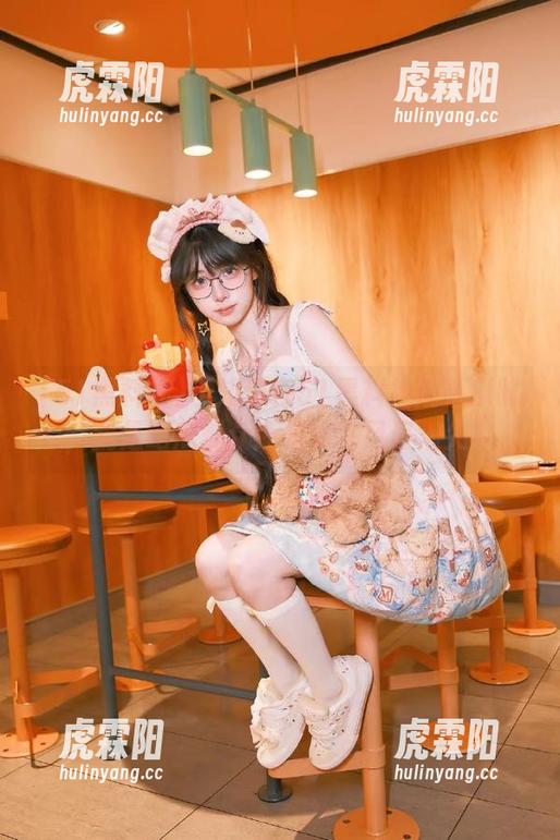 不知道在51黑料社观看瓜时，我是吃瓜群众还是站在风口浪尖？