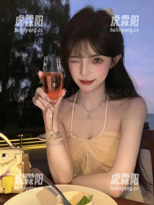 718.sx就像是个吃瓜的聚集地，我快得失心疯了，收藏的人生瞬间反水。