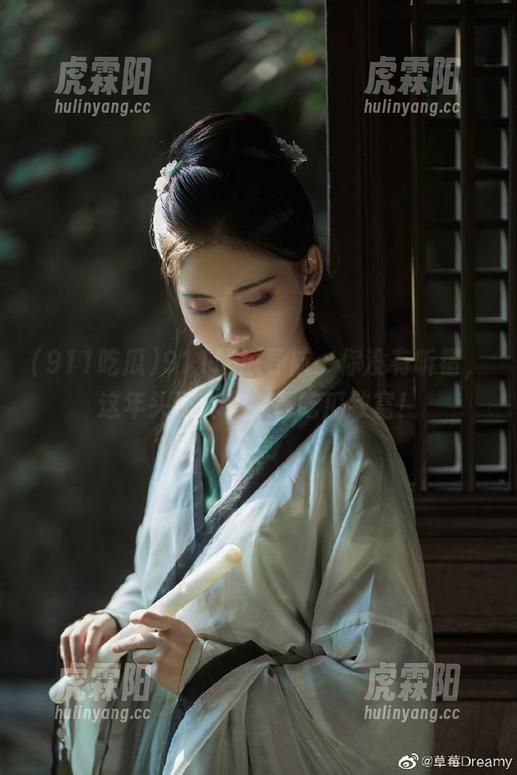 911吃瓜导航：你没有听错，这年头还真有人靠吃瓜致富！