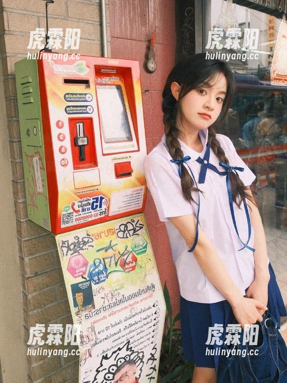 通过cgw的导航，成功避开八卦陷阱，结果被人认作了“无聊”大师…不说也罢。