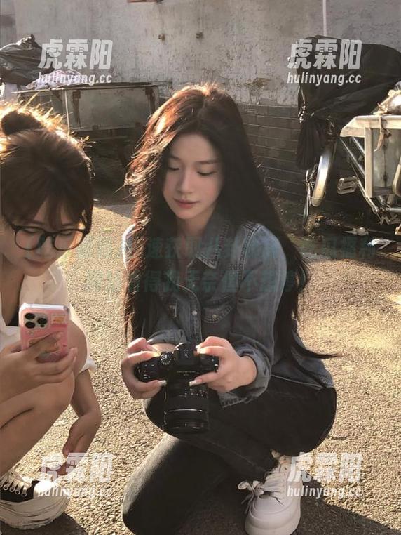 快速获取八卦秘籍，吃瓜福利网站看得我无奈但不想停！