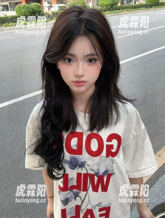 吃瓜网91官网：每一颗瓜都是舌尖上的浮华！