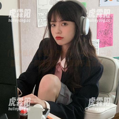 登录国产黑料，一边吃瓜一边翻车，一瞬间决定要不要剁手的感觉。