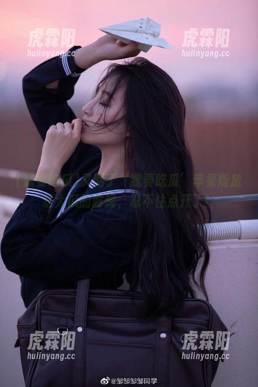 又到了‘我要吃瓜’苹果版放送大瓜的时候，忍不住点开了！