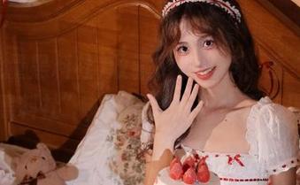 收藏了那么多，看“正能量黑料社”，就是我脑洞大开的理由