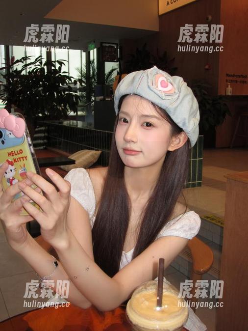 感受“网曝吃瓜”导航的魅力，随时随地都有新鲜事儿等你咀嚼！