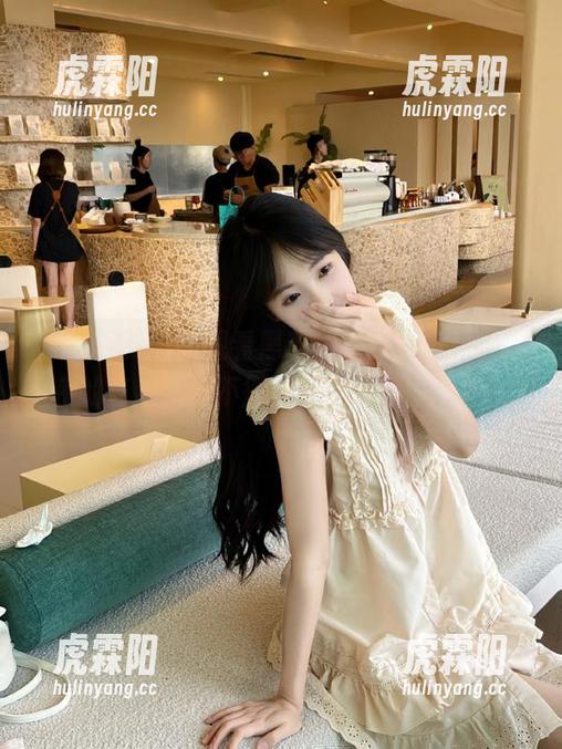 观看黑料不打烊，像是在深夜的狂欢，恨不得把每个瓜都吃个遍。