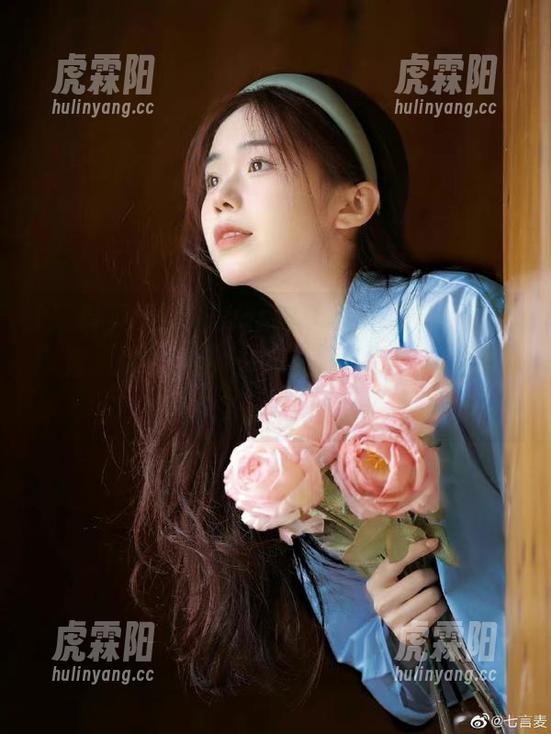 黑料不打烊 “zztt49.ccm黑料不打烊”直达你的八卦好奇心,快来充值你的瓜子吧!