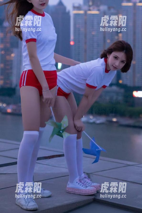 一边发黑料，一边寻正能量：黑料吃瓜网网址的绝妙搭配！