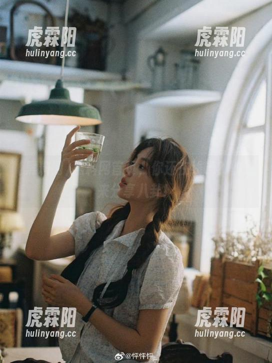黑料网首页，你还在线吗？快进来分享八卦！