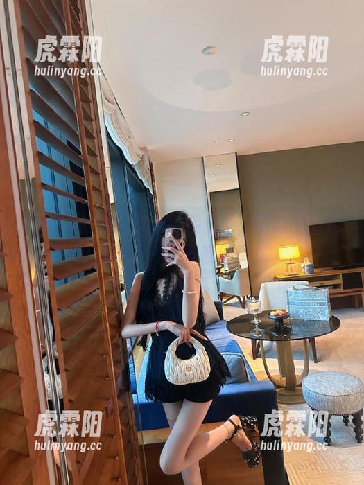 黑社料新链接来了，下载的方式却让人，大开眼界啊！